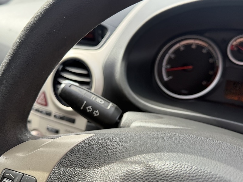 Used Vauxhall Corsa 2008 for sale - 78207352: Photo 38