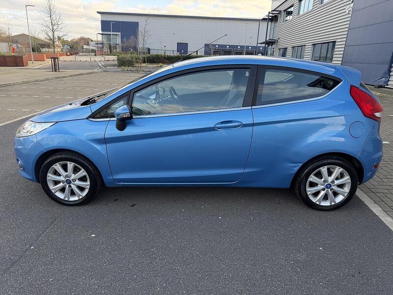 Used Ford Fiesta 2010 for sale - 77149360: Photo 11