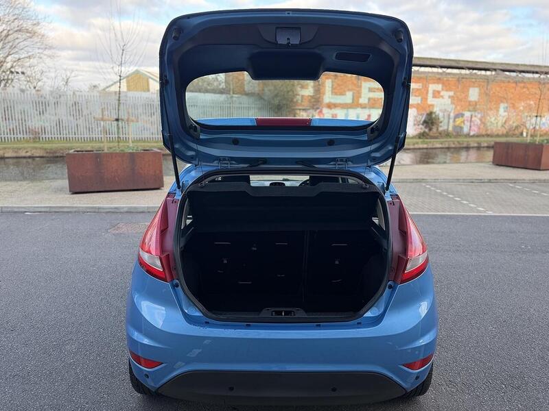 Used Ford Fiesta 2010 for sale - 77149360: Photo 15