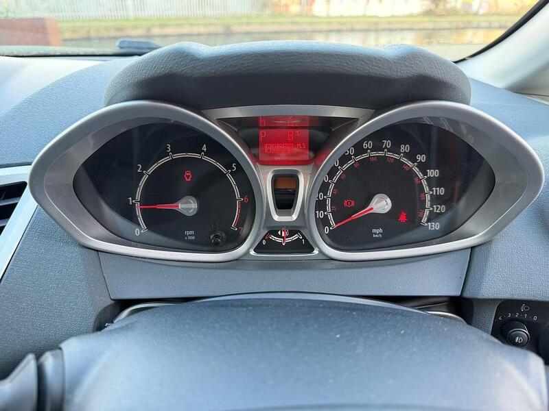 Used Ford Fiesta 2010 for sale - 77149360: Photo 19