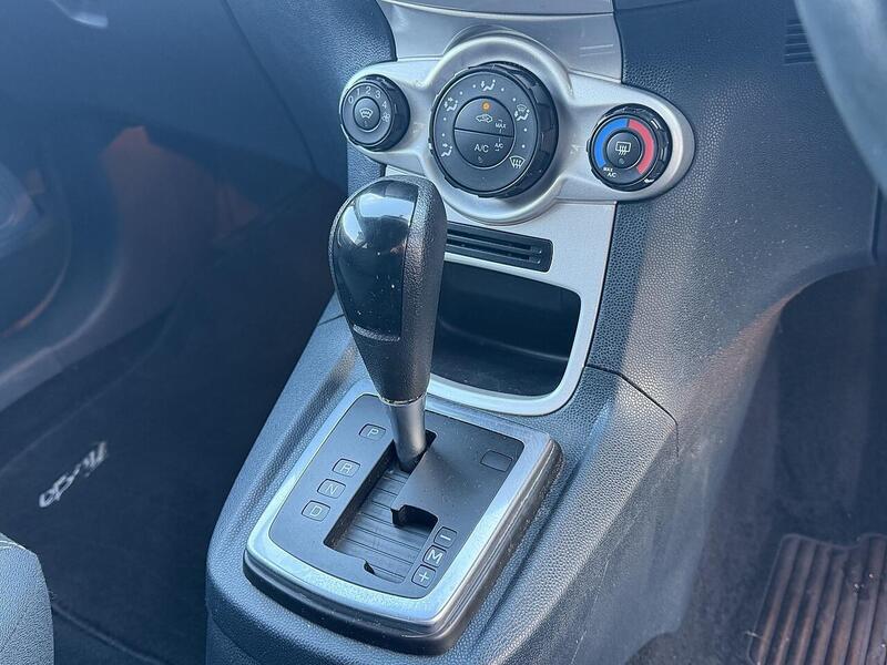 Used Ford Fiesta 2010 for sale - 77149360: Photo 20