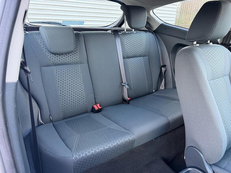 Used Ford Fiesta 2010 for sale - 77149360: Photo 24