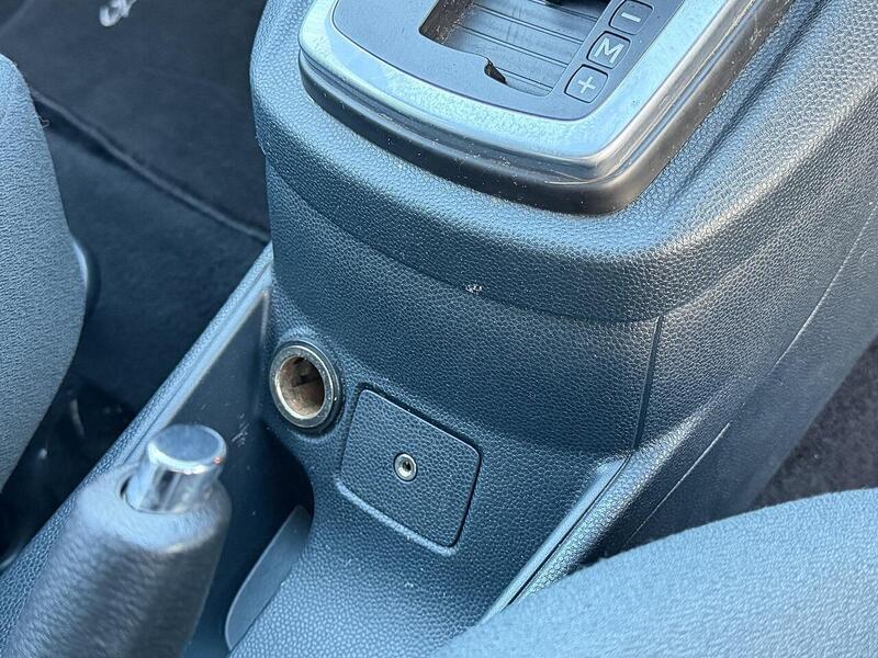 Used Ford Fiesta 2010 for sale - 77149360: Photo 29