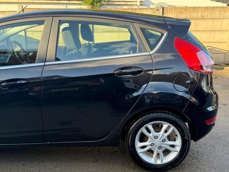 Used Ford Fiesta 2015 for sale - 77149444: Photo 24