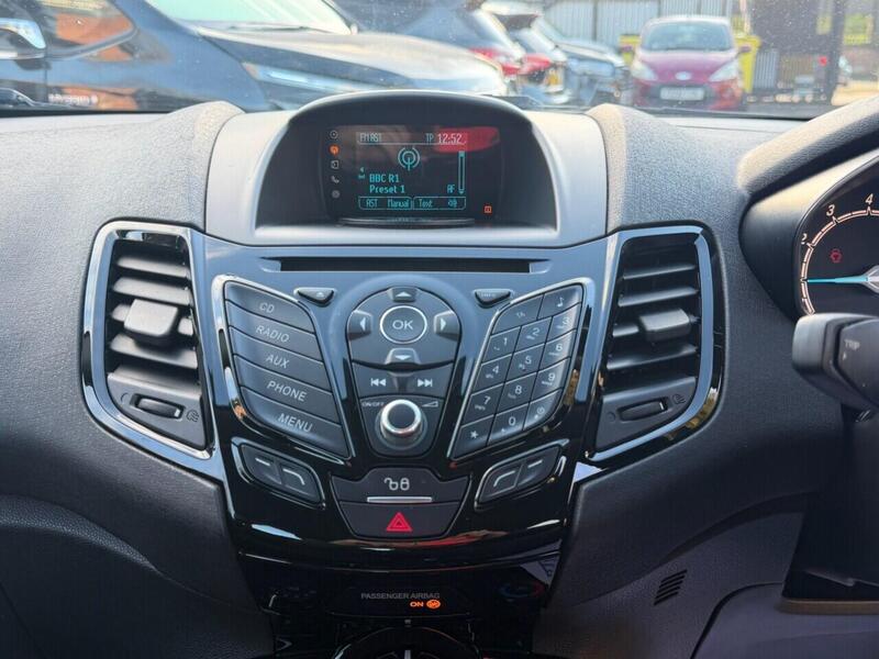 Used Ford Fiesta 2015 for sale - 77149444: Photo 31