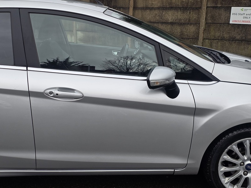Used Ford Fiesta 2014 for sale - 78012723: Photo 5