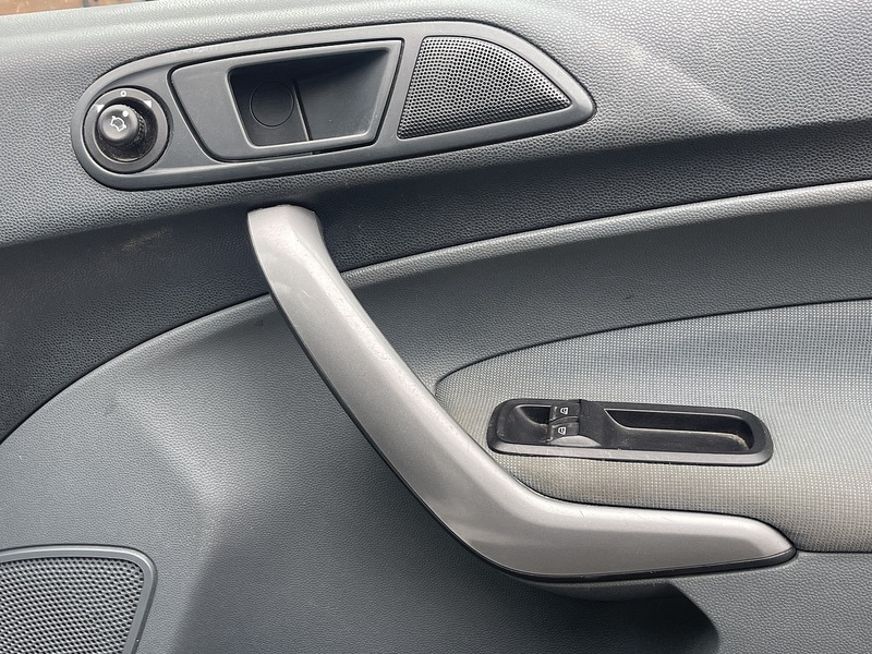 Used Ford Fiesta 2009 for sale - 77335645: Photo 19