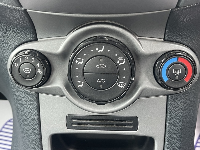 Used Ford Fiesta 2009 for sale - 77335645: Photo 23