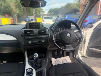 Used BMW 1 Series 2012 for sale - 77568332: Photo