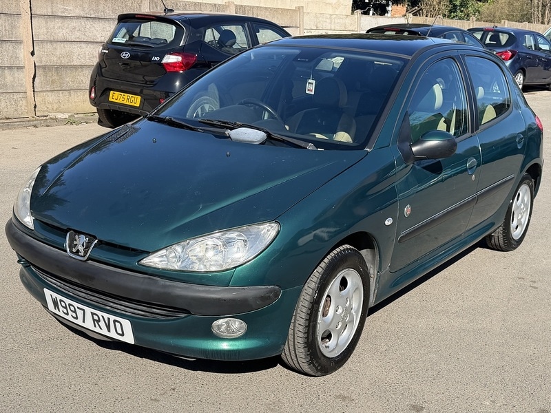 Used Peugeot 206 2000 for sale - 77937488: Photo 10
