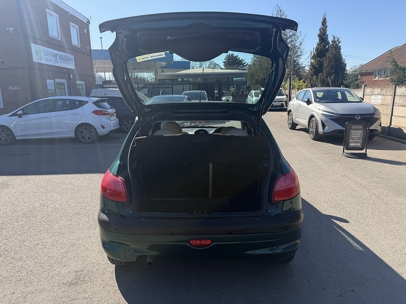 Used Peugeot 206 2000 for sale - 77937488: Photo 18