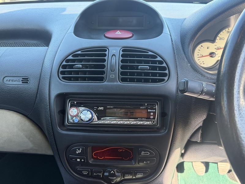 Used Peugeot 206 2000 for sale - 77937488: Photo 32