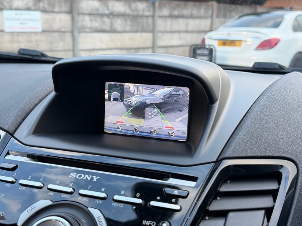 Used Ford Fiesta 2015 for sale - 76510212: Photo 41