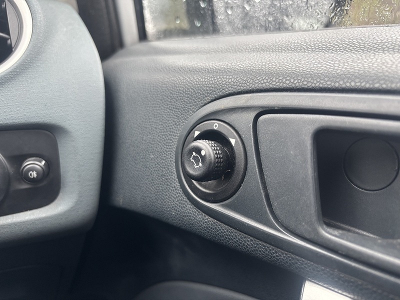 Used Ford Fiesta 2010 for sale - 77803207: Photo 26