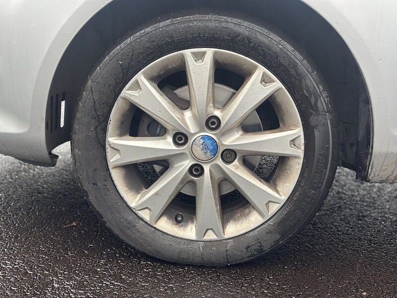 Used Ford Fiesta 2010 for sale - 77803207: Photo 31