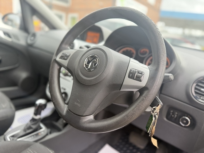 Used Vauxhall Corsa 2013 for sale - 78004035: Photo 3