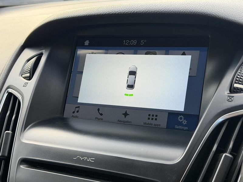 Used Ford Focus 2017 for sale - 77701925: Photo 11