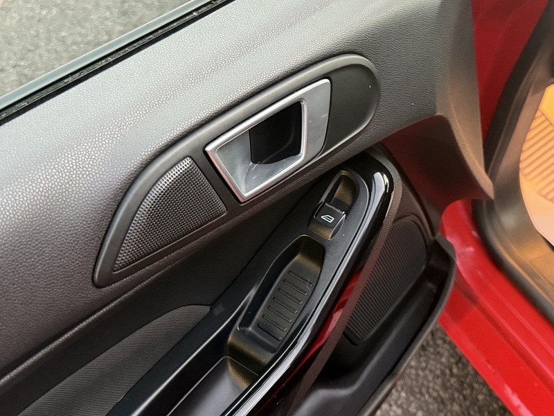 Used Ford Fiesta 2014 for sale - 77149327: Photo 38