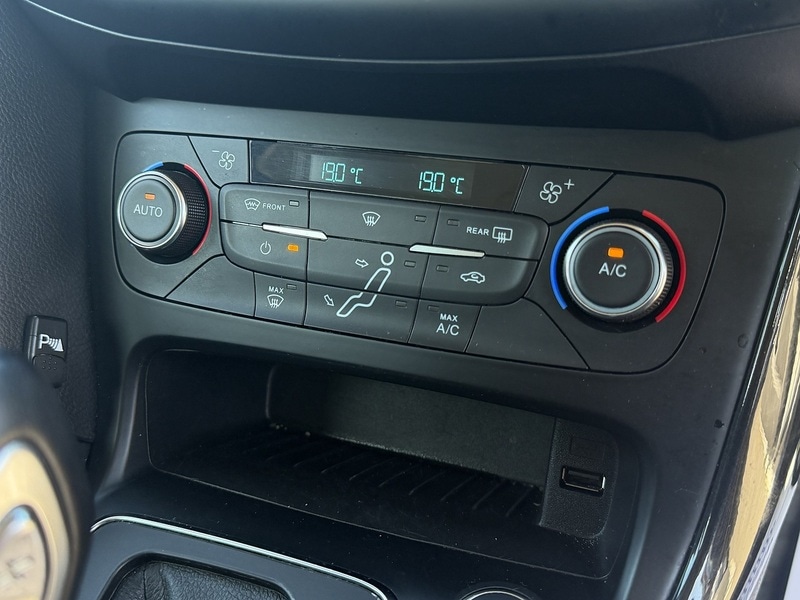 Used Ford Focus 2017 for sale - 77920865: Photo 55