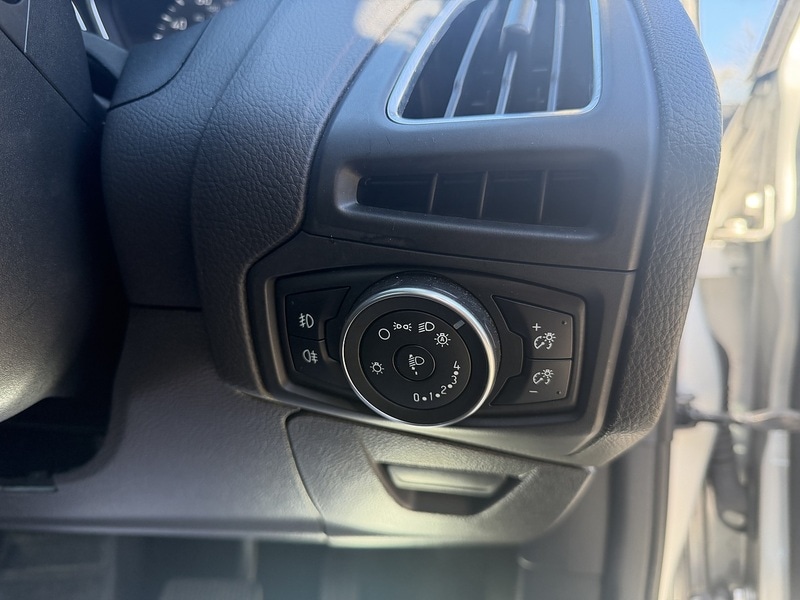 Used Ford Focus 2017 for sale - 77920865: Photo 61