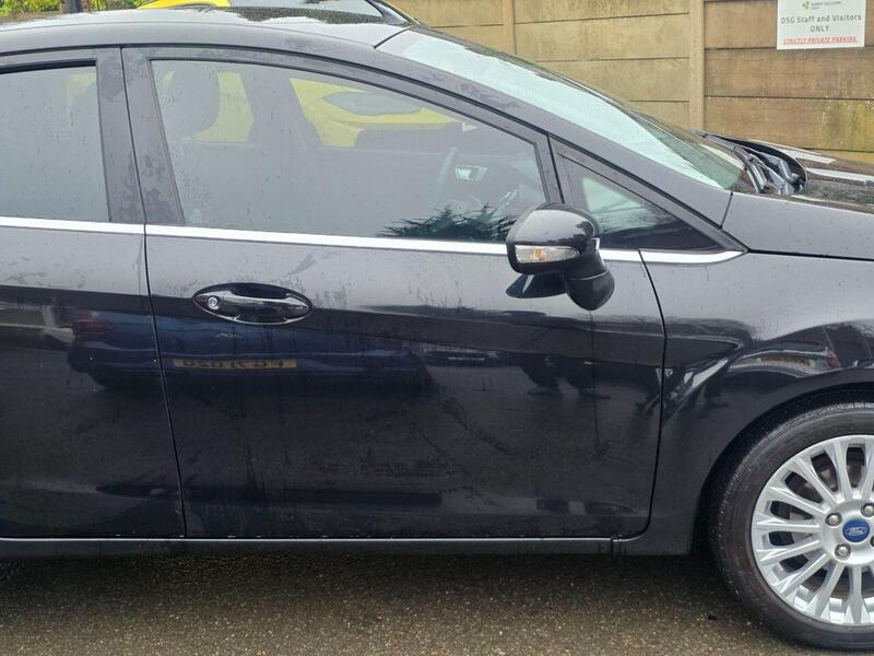 Used Ford Fiesta 2015 for sale - 77149334: Photo 5