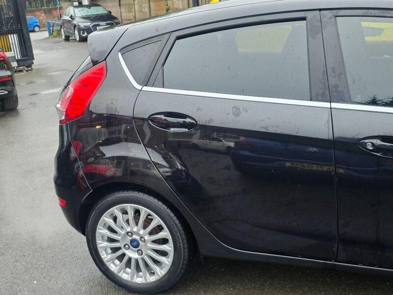 Used Ford Fiesta 2015 for sale - 77149334: Photo 8