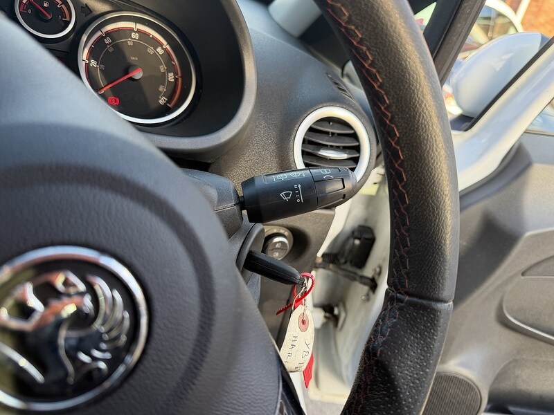 Used Vauxhall Corsa 2011 for sale - 77704152: Photo 31