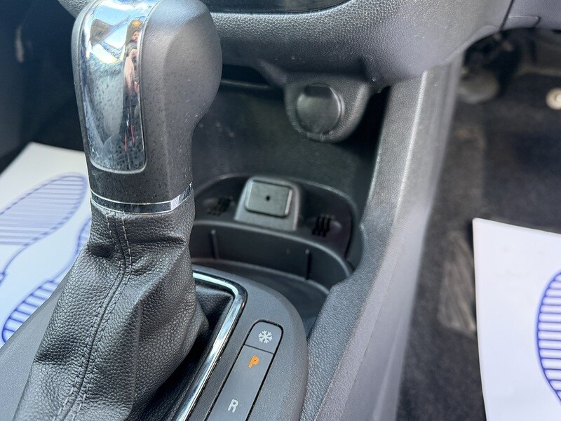 Used Vauxhall Corsa 2011 for sale - 77704152: Photo 32