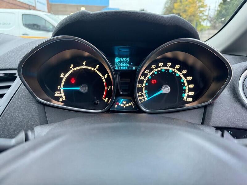 Used Ford Fiesta 2014 for sale - 77149405: Photo 28