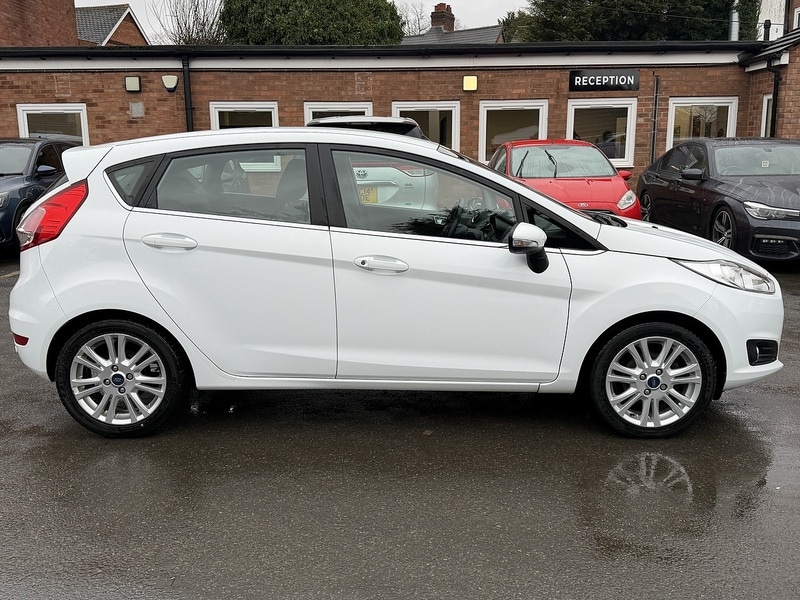 Used Ford Fiesta 2016 for sale - 77547880: Photo 11