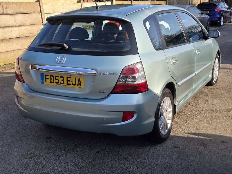 Used Honda Civic 2004 for sale - 77760629: Photo 14