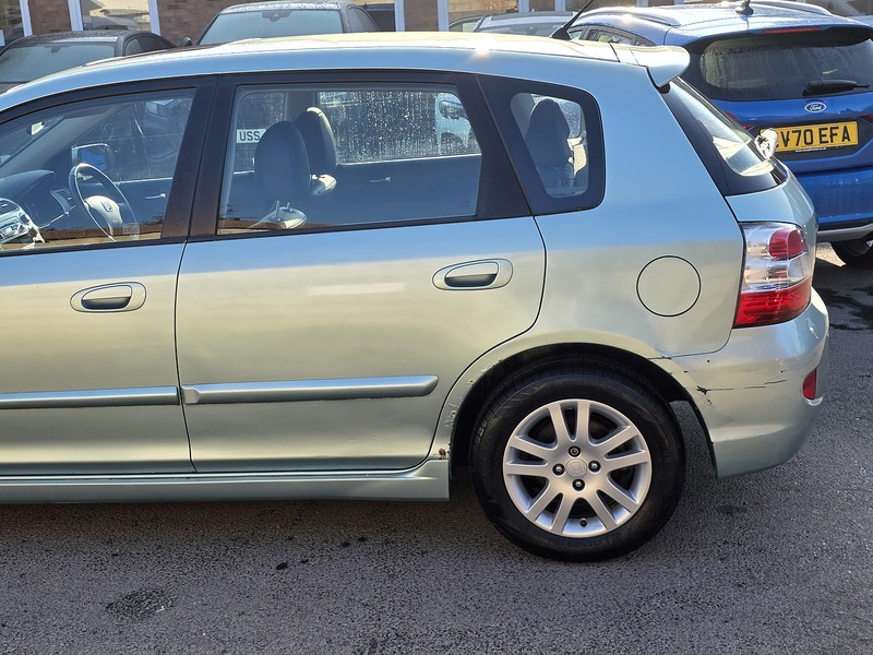 Used Honda Civic 2004 for sale - 77760629: Photo 20