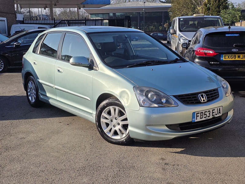 Used Honda Civic 2004 for sale - 77760629: Photo 4