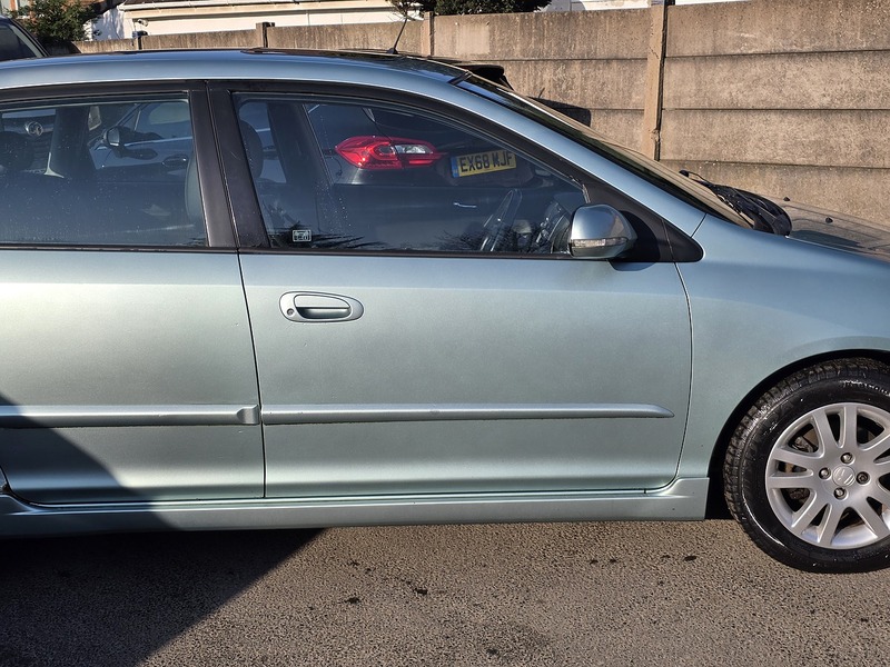 Used Honda Civic 2004 for sale - 77760629: Photo 7