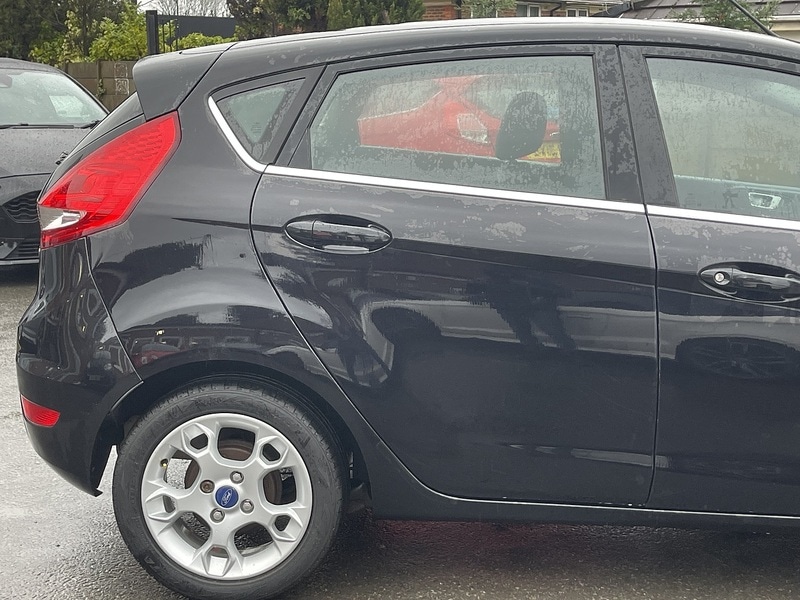 Used Ford Fiesta 2012 for sale - 77272311: Photo 9