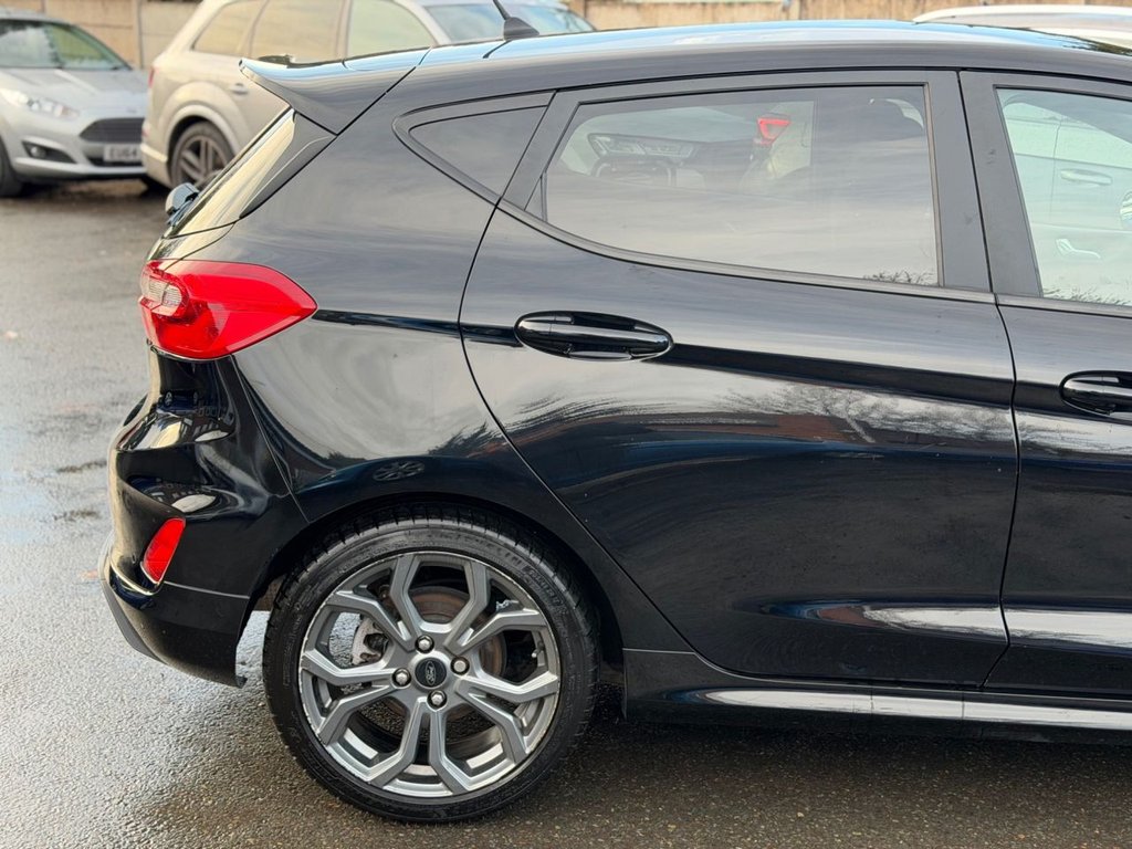Used Ford Fiesta 2017 for sale - 76745072: Photo 15