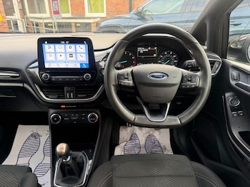 Used Ford Fiesta 2017 for sale - 77298319: Photo