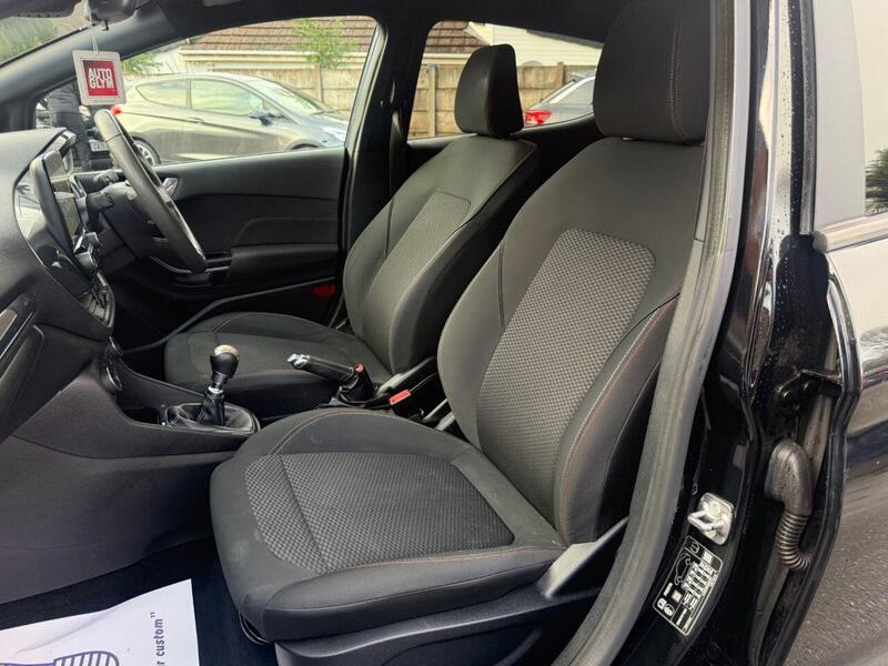 Used Ford Fiesta 2017 for sale - 77298319: Photo 44