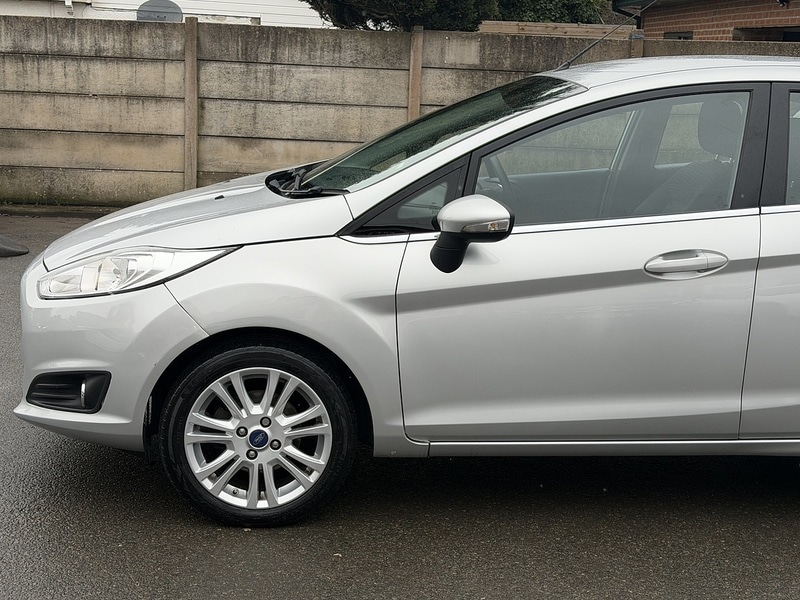 Used Ford Fiesta 2015 for sale - 77617863: Photo 17