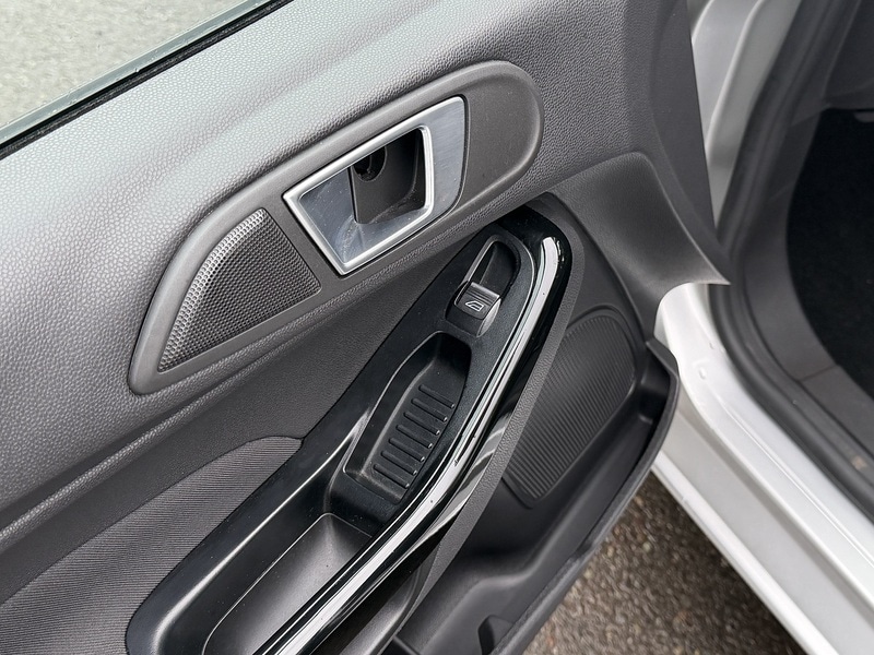 Used Ford Fiesta 2015 for sale - 77617863: Photo 36