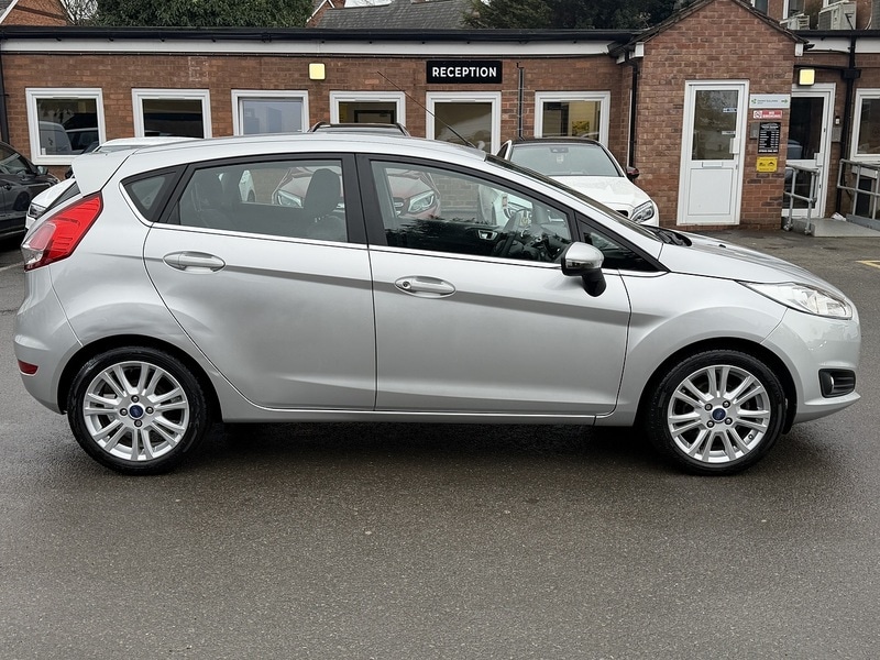 Used Ford Fiesta 2015 for sale - 77617863: Photo 7