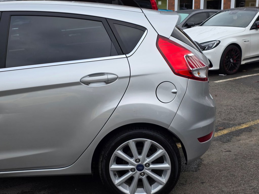 Used Ford Fiesta 2015 for sale - 76910170: Photo 15