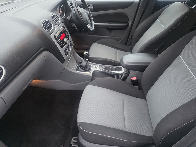 Used Ford Focus 2011 for sale - 77687302: Photo 35