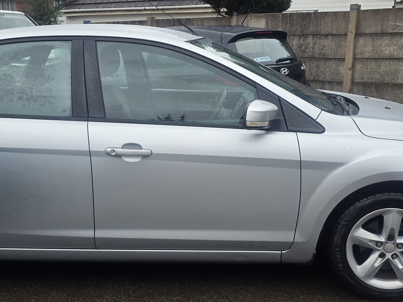 Used Ford Focus 2011 for sale - 77687302: Photo 6