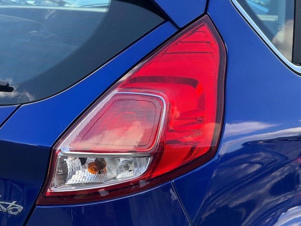 Used Ford Fiesta 2015 for sale - 76261014: Photo 10