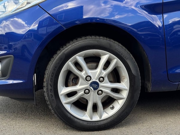 Used Ford Fiesta 2015 for sale - 76261014: Photo 12