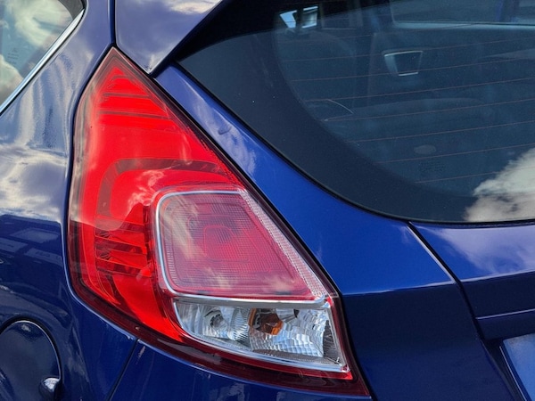 Used Ford Fiesta 2015 for sale - 76261014: Photo 8