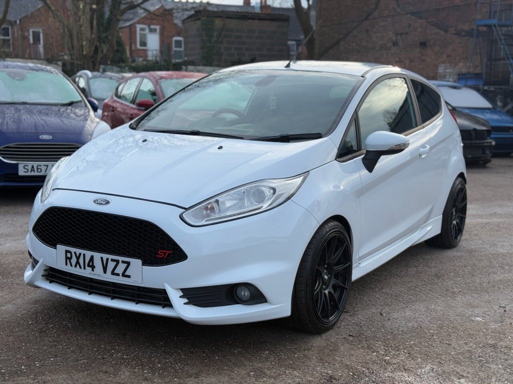 Used Ford Fiesta 2014 for sale - 76523332: Photo 17