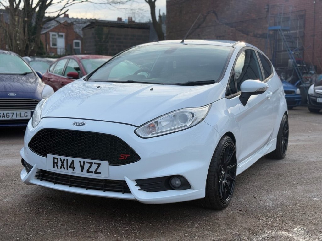Used Ford Fiesta 2014 for sale - 76523332: Photo 18