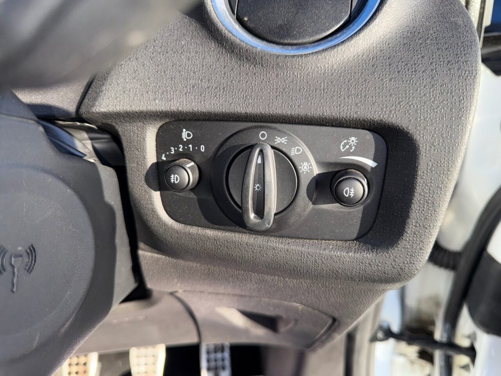 Used Ford Fiesta 2014 for sale - 76523332: Photo 30